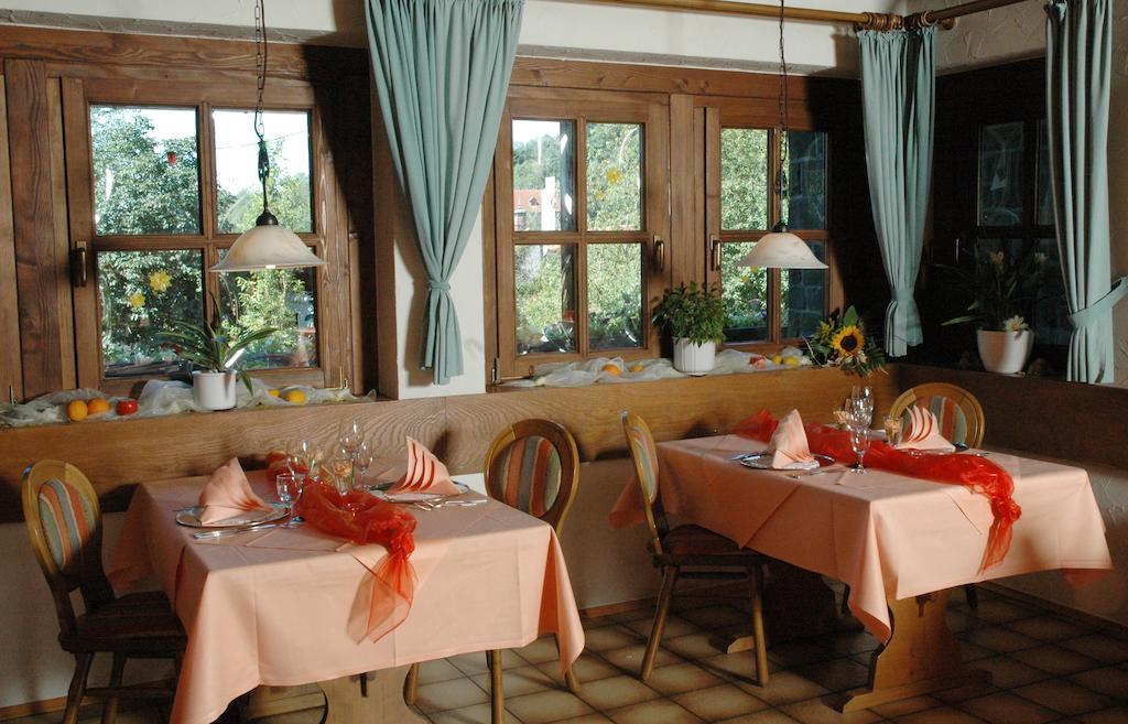Hotel - Reweschnier Kusel Kültér fotó