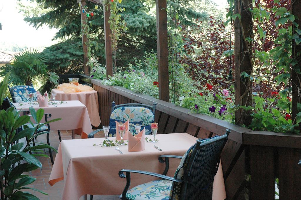 Hotel - Reweschnier Kusel Kültér fotó