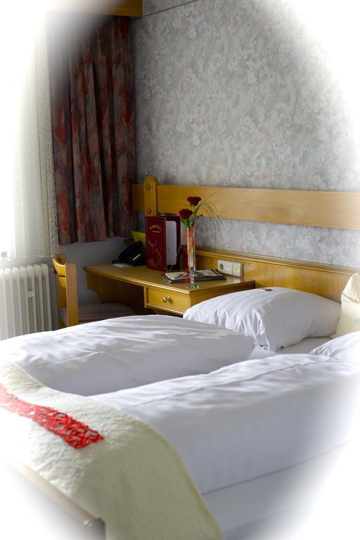 Hotel - Reweschnier Kusel Kültér fotó